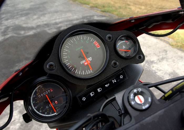 2005 aprilia tuono