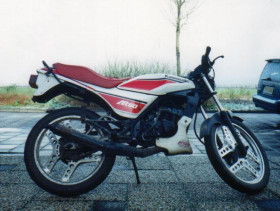 Kawasaki AR 50