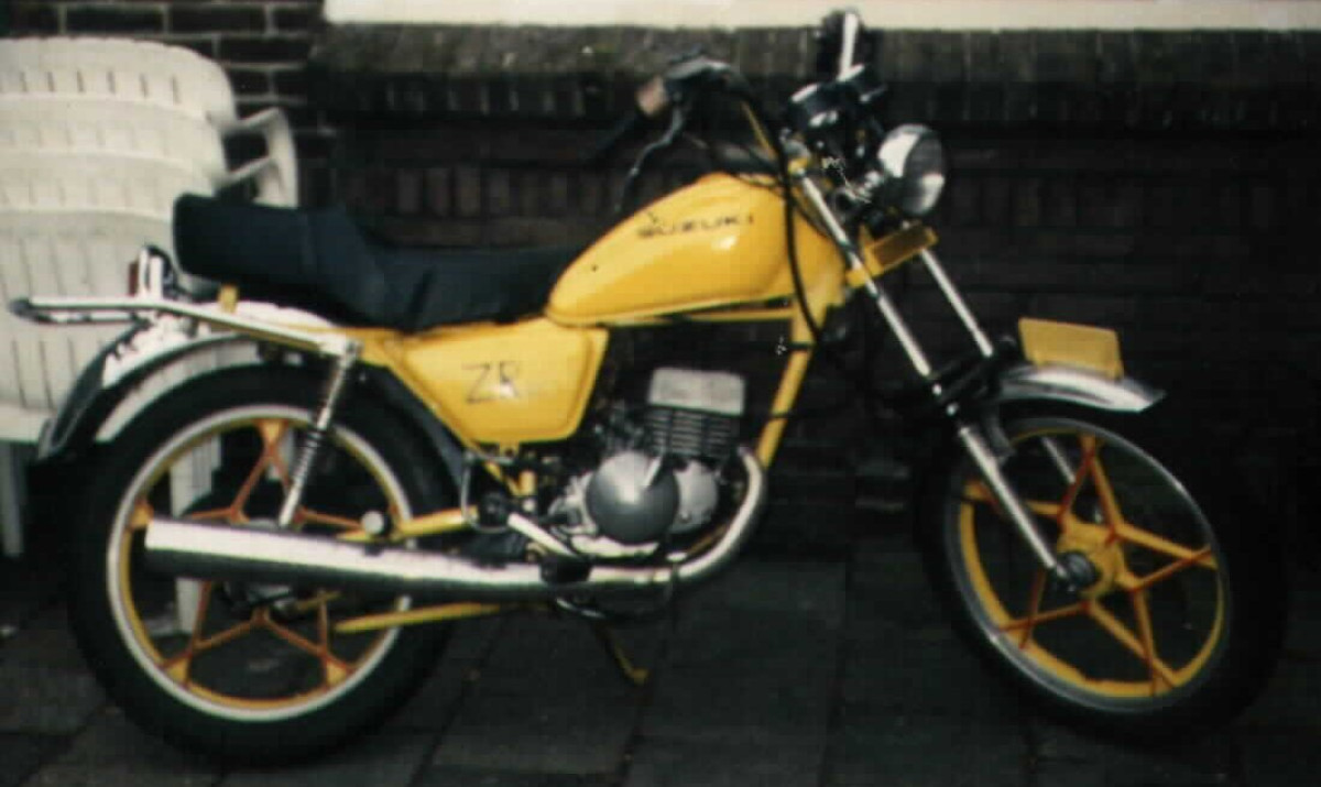 Suzuki ZR 50
